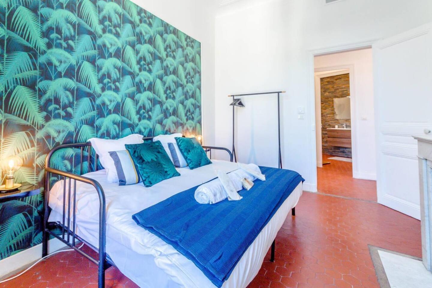 Colbert - 80m2 Proche Du Vieux-port Appartement *